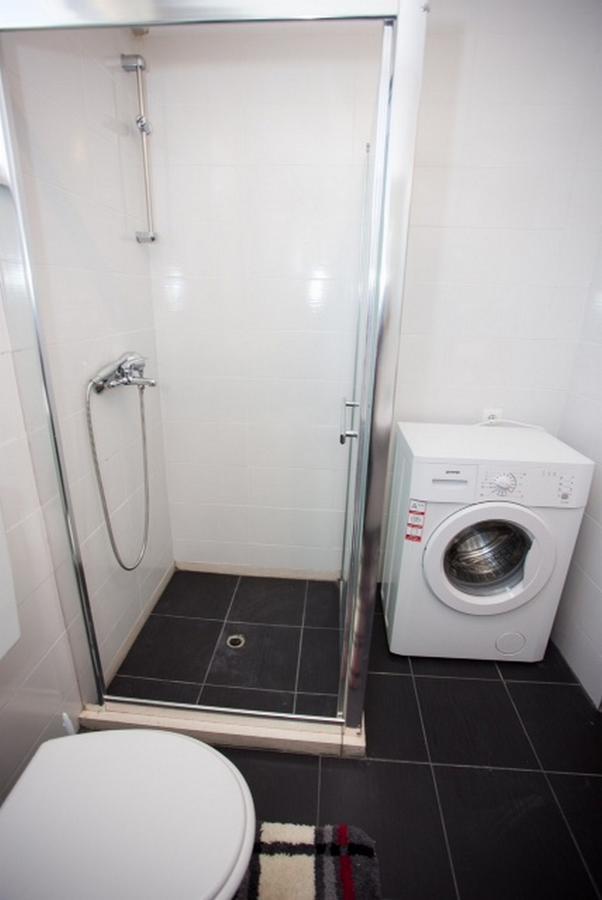 Apartment Any *